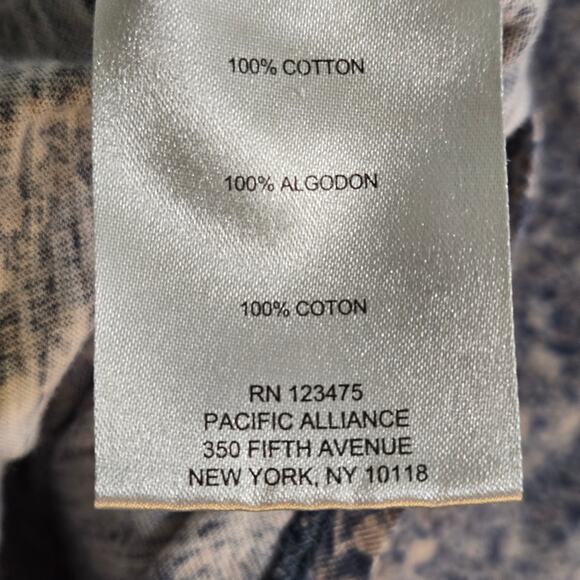 Frye And Co. Floral Women's Pullover Top. Size Large . - Picture 9 of 10